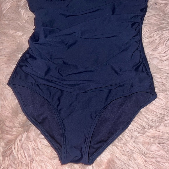 DKNY Swimsuit- One Piece Navy Blue Ruffle Plunge Tummy Control - Picture 5 of 6